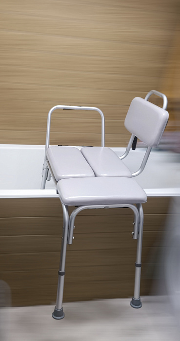 Heiler Стул  для душа ( трансферный, с мягким сиденьем BA398)