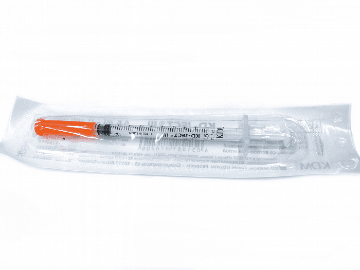 Шприц инсулиновый KD-JECT трёхкомпонентный однократного применения с иглой 0,5 мл.