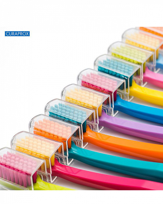 Curaprox Зубная щетка для взрослых ("ultrasoft", ультрамягкая, d 0,10 мм)