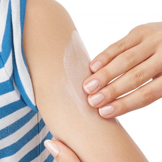 VICHY Capital Soleil Спрей-вуаль детский для лица и тела "анти-песок" SPF50+ 200мл