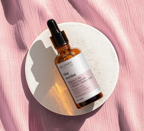 Bionnex THE NORDEA Сыворотка Витамин С 15% + Феруловая кислота 0,5% + Арбутин +Экстракт лопуха для всех типов 30 мл