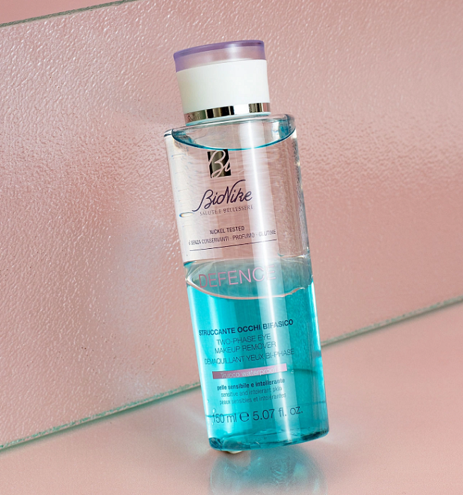 BioNike Двухфазная жидкость для снятия макияжа с глаз Defence Two-phase eye makeup remover, 150 мл