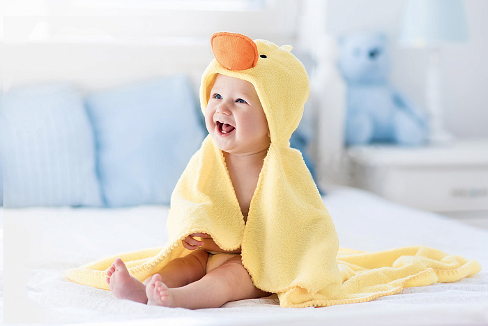 Rilastil DERMASTIL PEDIATRIC Деликатный очищающий защитный шампунь-гель для волос и тела для младенцев и детей, 400 мл