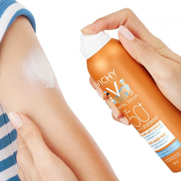 VICHY Capital Soleil Спрей-вуаль детский для лица и тела "анти-песок" SPF50+ 200мл