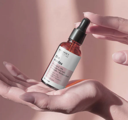 Bionnex THE NORDEA Сыворотка Витамин С 15% + Феруловая кислота 0,5% + Арбутин +Экстракт лопуха для всех типов 30 мл