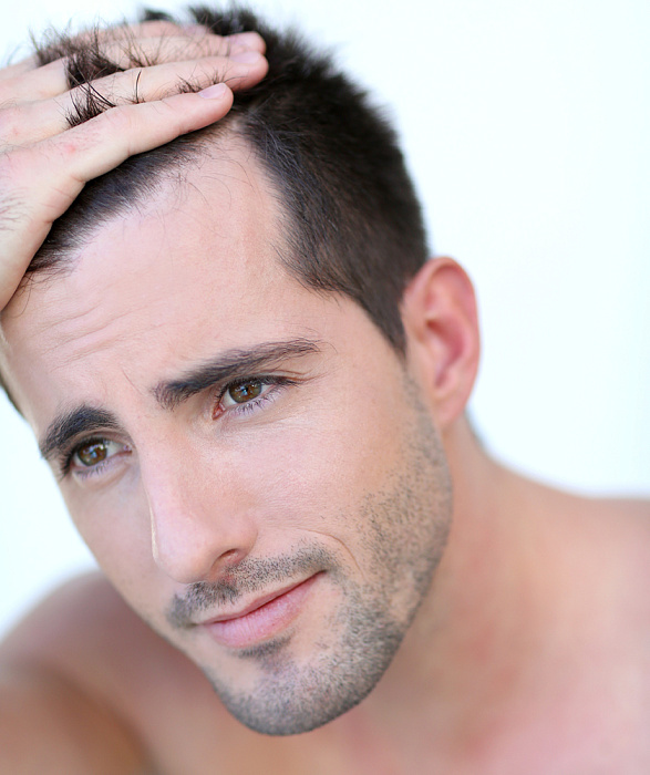 LABORATORIOS BABE Шампунь от выпадения волос, 250 мл/ENERGISING SHAMPOO 250ml